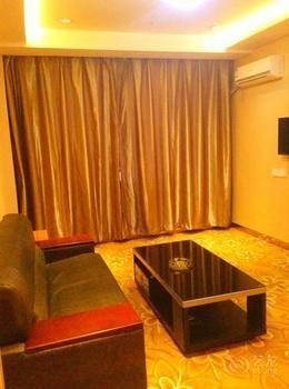 Hualian Business Hotel Shenyang Exterior photo